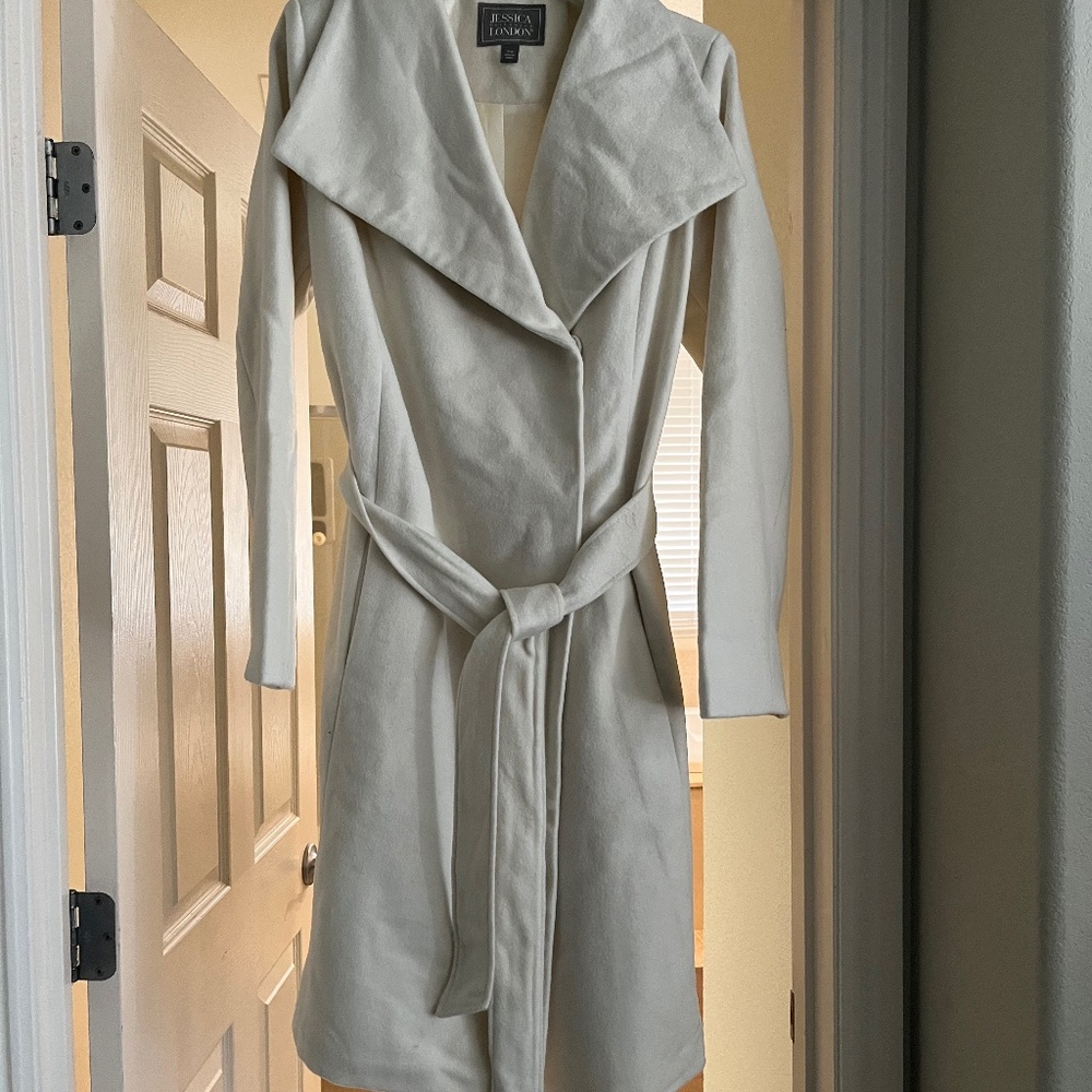 Jessica London cream coat